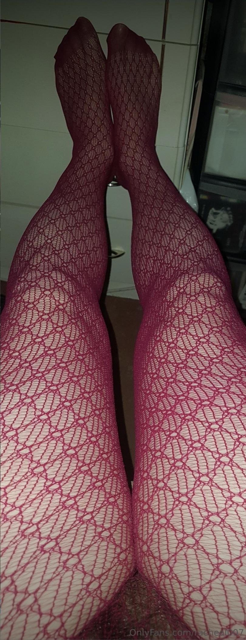 Who likes pantyhose like this